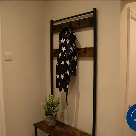 1 The Bookies Modern Apartment, Location Апартаменты Скарборо