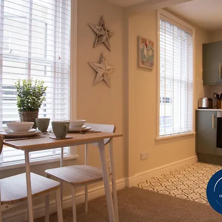 1 The Bookies Modern Apartment, Location Апартаменты
