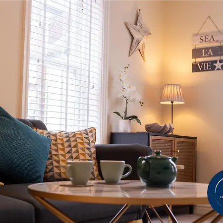 1 The Bookies Modern Apartment, Location Apartment